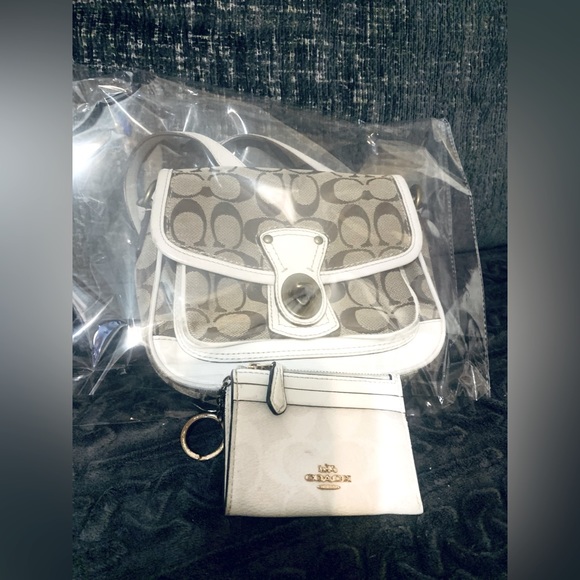 ❤️ Coach Bag W/ Turnlock & Wallet - Picture 3 of 12